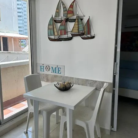 Elegant Family With Ocean Views *